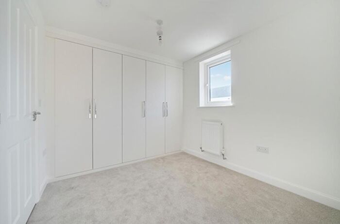 3 Bedroom Semi Detached House To Rent In Abbey Fields, ABingdon, OX14