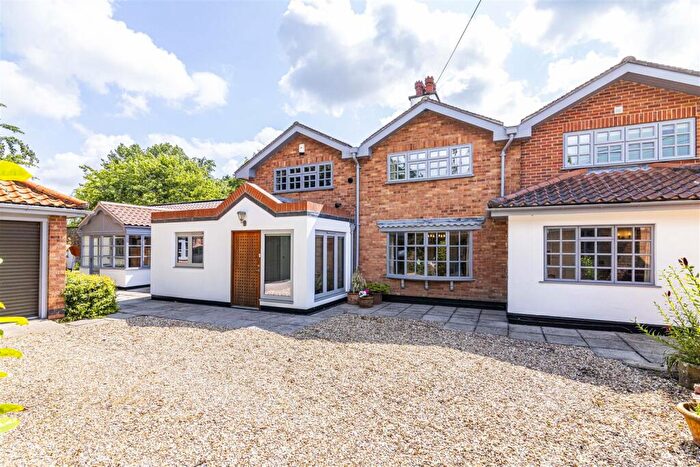 3 Bedroom Detached House For Sale In Broadgate Lane, Kelham, NG23