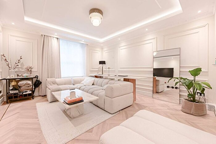 1 Bedroom Flat To Rent In Cornwall Gardens, South Kensington, London, SW7