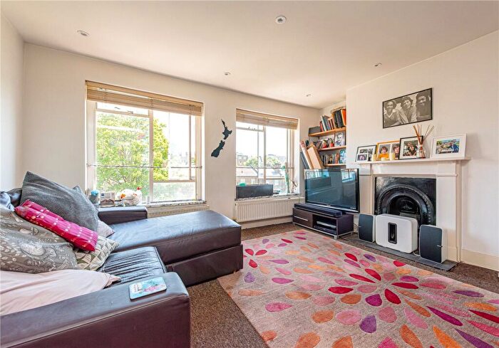 1 Bedroom Apartment To Rent In Hazelmere Road, London, NW6