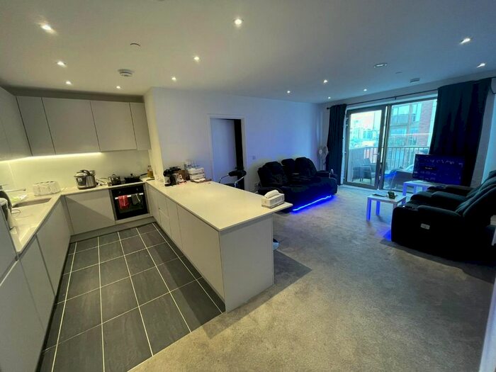 3 Bedroom Flat To Rent In Hulme Street, Salford, M5
