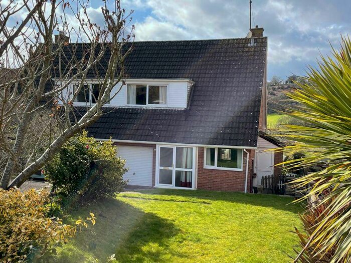 3 Bedroom Semi-Detached House For Sale In Dean Crescent, Littledean, GL14