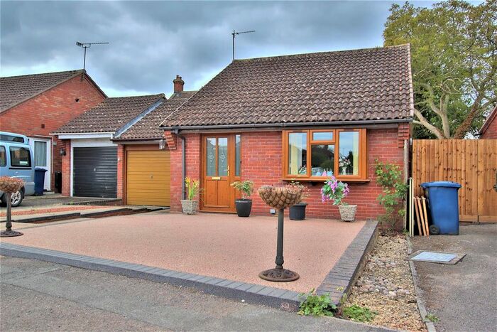 2 Bedroom Bungalow To Rent In Bowler Road, Northway, Tewkesbury, GL20