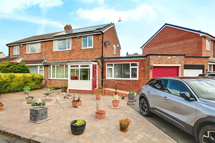 3 Bedroom Semi-Detached House For Sale In Tudor Drive, Tanfield, Stanley, DH9