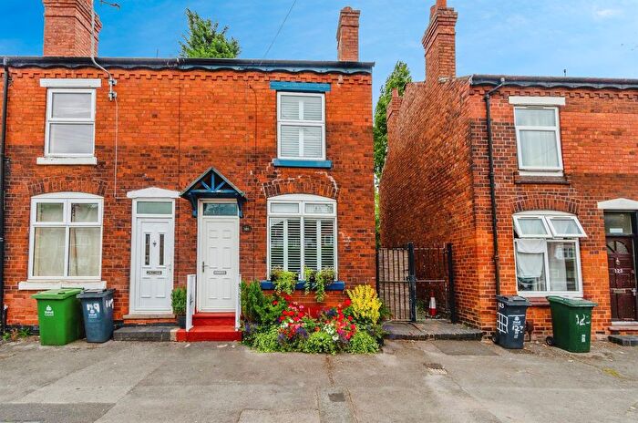 3 Bedroom End Of Terrace House For Sale In Weston Street, Walsall, WS1