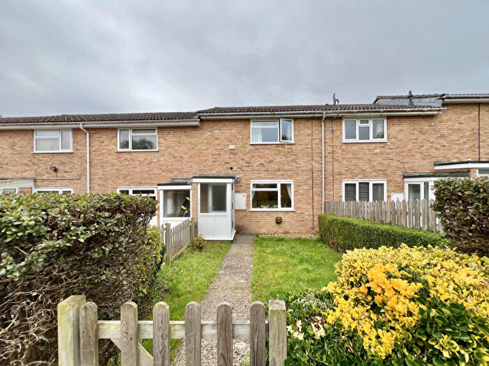 2 Bedroom Town House To Rent In Staverton Walk, DT11