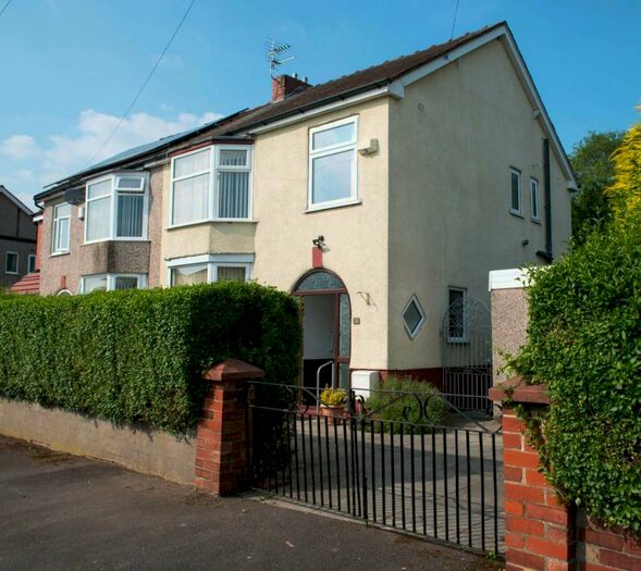 3 Bedroom Semi-Detached House To Rent In Winckley Road, Preston, PR1