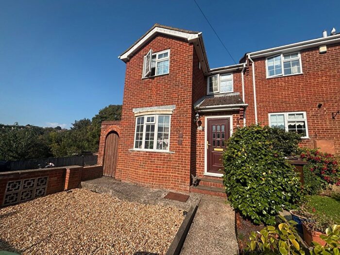 3 Bedroom Terraced House For Sale In School Road, Hastings, TN35