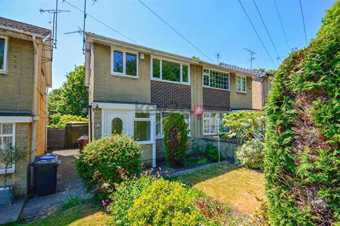 3 Bedroom Semi-Detached House For Sale In Haxby Place, Sheffield, S13
