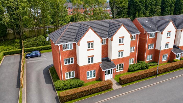 2 Bedroom Flat For Sale In Unitt Drive, Cradley Heath, B64