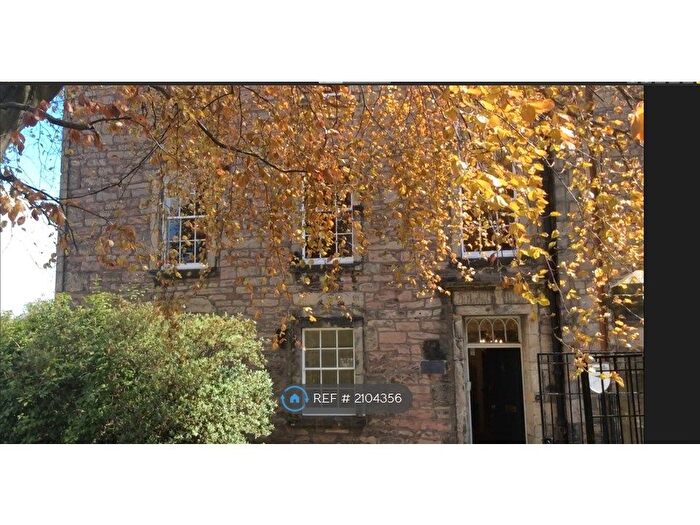 4 Bedroom Detached House To Rent In Reids Court, Edinburgh, EH8