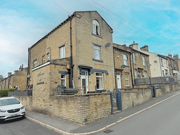 3 Bedroom Terraced House For Sale In Orleans Street, Off Halifax Road, Bradford, BD6