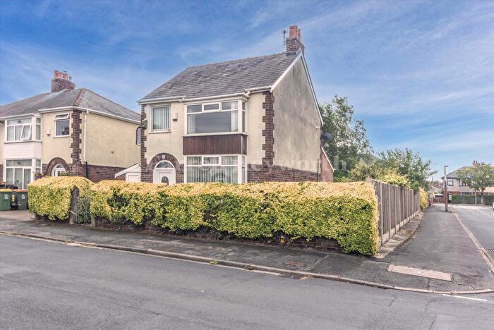 3 Bedroom Detached House For Sale In Beechwood Avenue, Fulwood, Preston, PR2