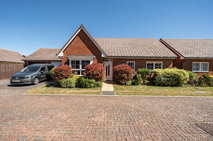 3 Bedroom Detached Bungalow For Sale In Jodrell Place, Selsey, PO20