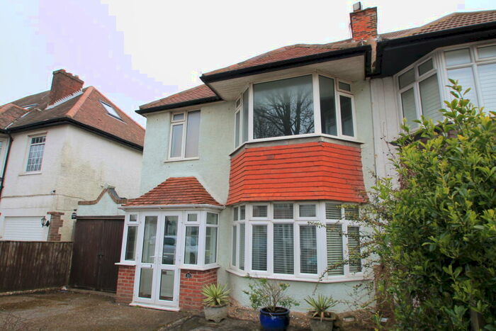 2 Bedroom Flat To Rent In Roman Road, BN3