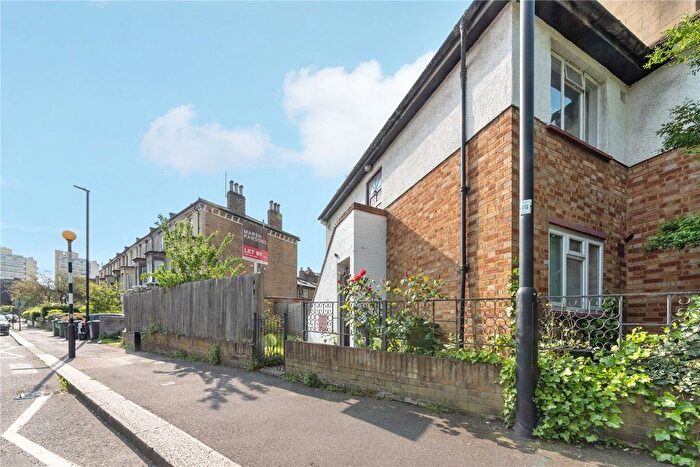 2 Bedroom Flat To Rent In Bromfelde Road, London, SW4