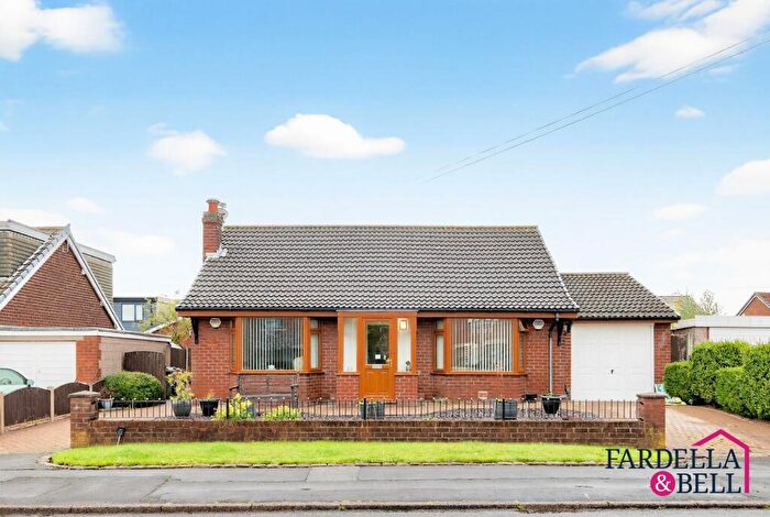 2 Bedroom Detached House For Sale In Chorley Lane, Charnock Richard, PR7