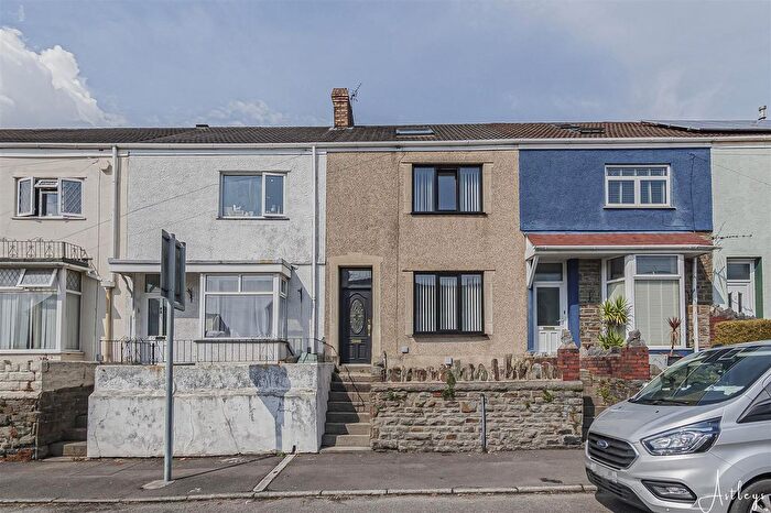 3 Bedroom Terraced House For Sale In Norfolk Street, Swansea, SA1