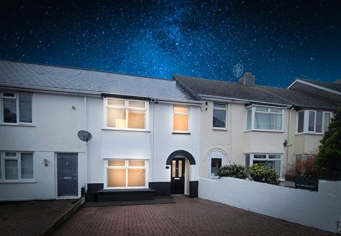 4 Bedroom Terraced House For Sale In Clifton Street, Bideford, EX39