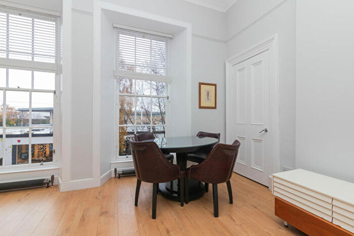 2 Bedroom Apartment To Rent In St Vincent Crescent, Finnieston, Glasgow, G3