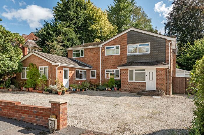 5 Bedroom Detached House For Sale In Oakwood Close, Otterbourne, Winchester, Hampshire, SO21