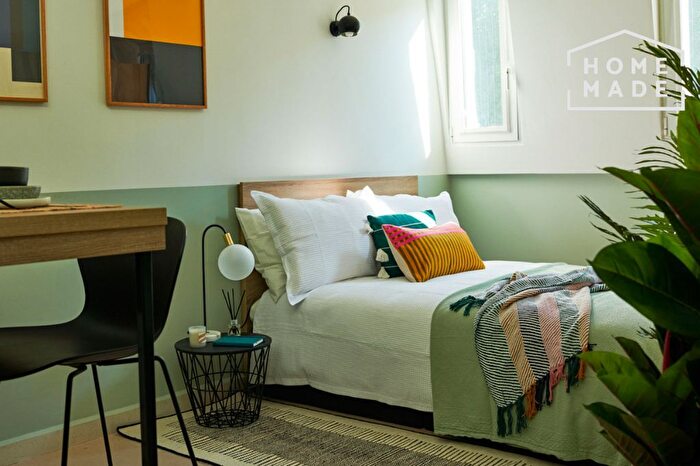Studio To Rent In Courland Grove, SW8