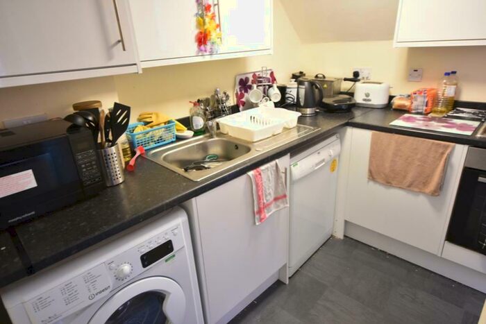 7 Bedroom Terraced House To Rent In Clayton Park Square, Jesmond, NE2