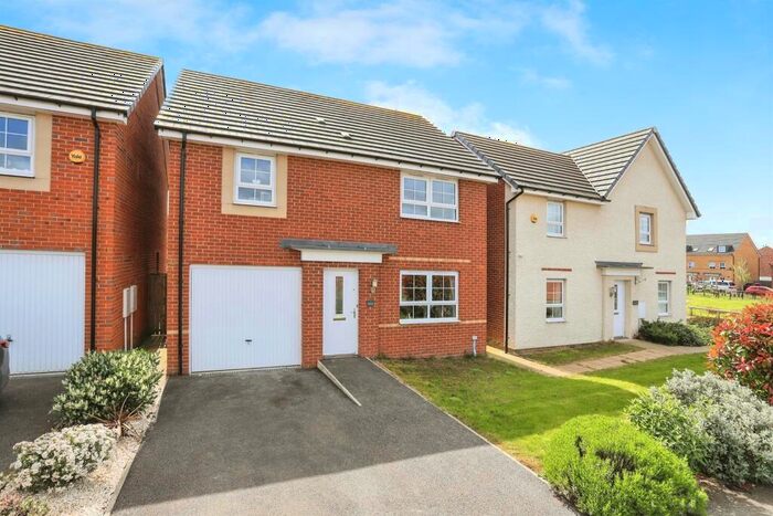 4 Bedroom Detached House For Sale In Fairfield Avenue, Carlton, Goole, DN14