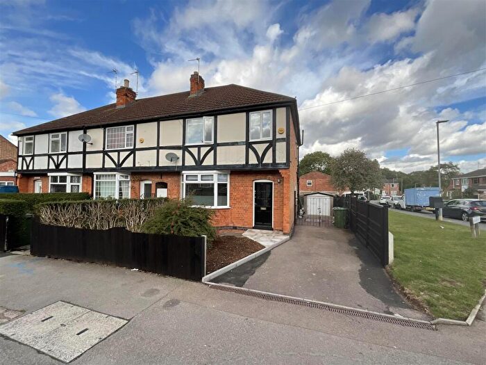 3 Bedroom Semi-Detached House To Rent In Grange Drive, Glen Parva, LE2