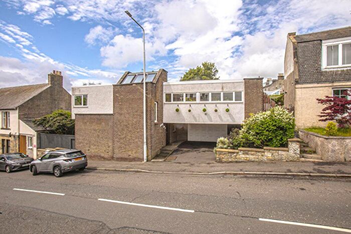 3 Bedroom Detached House For Sale In Townhill Road, Dunfermline, KY12