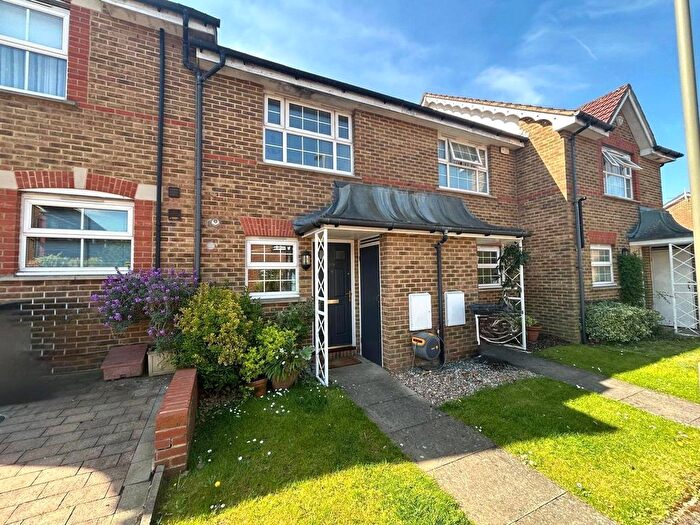 2 Bedroom Terraced House To Rent In Colenso Drive, Mill Hill, London, NW7