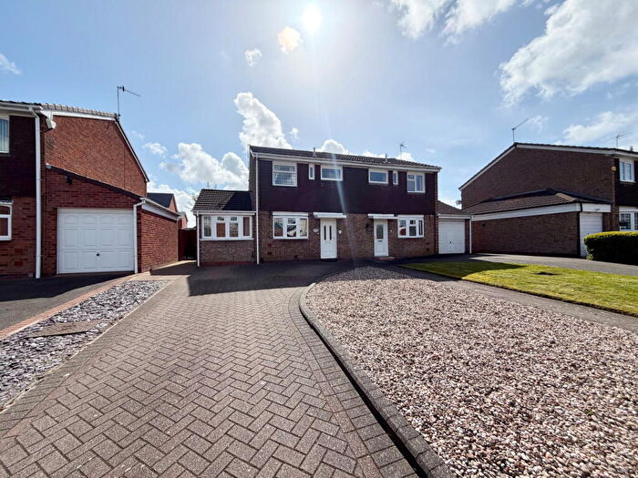 3 Bedroom Semi Detached House For Sale In Planet Road, Brierley Hill, DY5