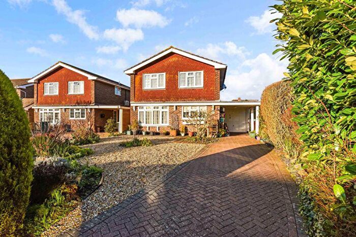 5 Bedroom Detached House For Sale In Newport Drive, Chichester, PO19