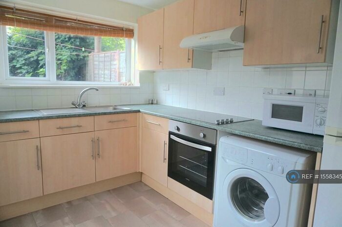 4 Bedroom Terraced House To Rent In Lansdown Road, Canterbury, CT1