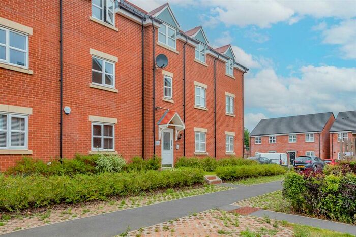 2 Bedroom Flat To Rent In Bowthorpe Court, Selly Oak, B29