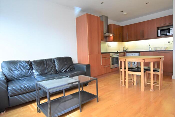1 Bedroom Flat To Rent In Fetter Lane, Holborn, London, EC4A