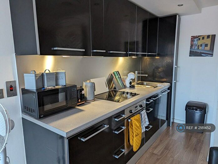 2 Bedroom Flat To Rent In Wellington Street, Leeds, LS1