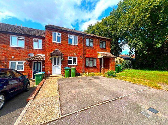 2 Bedroom Terraced House To Rent In Dempsey Close, Sholing, Southampton, Hampshire, SO19