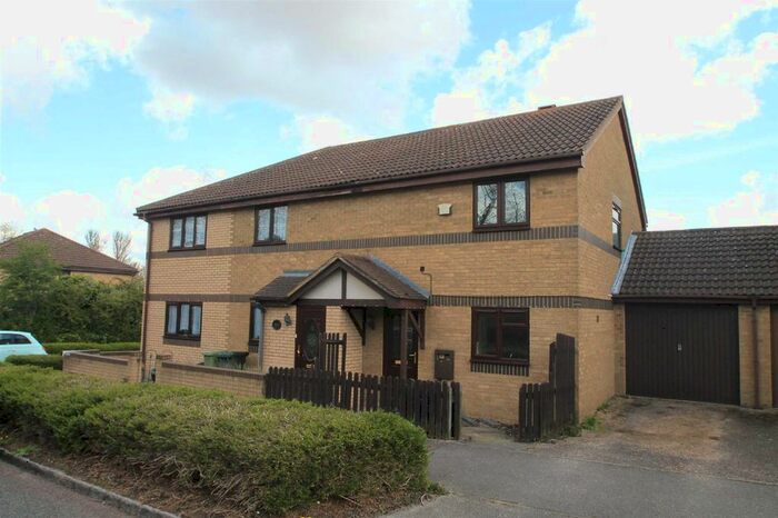 3 Bedroom Semi-Detached House To Rent In Fortescue Drive, Shenley Church End, Milton Keynes, MK5