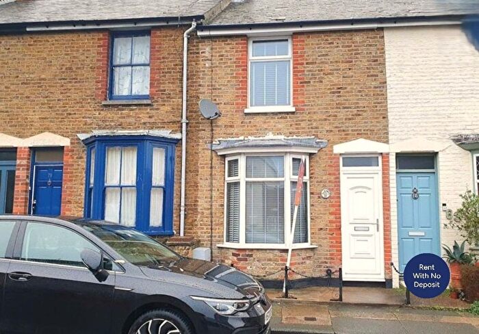 2 Bedroom Terraced House To Rent In Albert Street, Whitstable, Kent, CT5