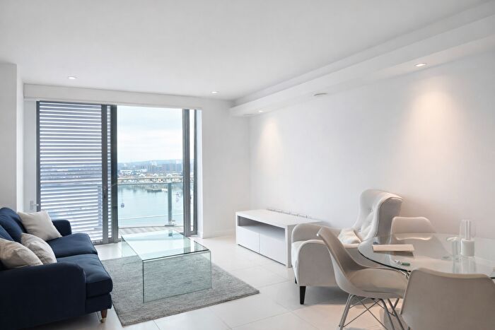 1 Bedroom Flat To Rent In Hoola East, Canning Town, London, E16