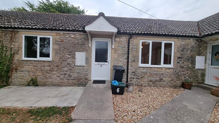 2 Bedroom Bungalow To Rent In Church Close, Evercreech, BA4
