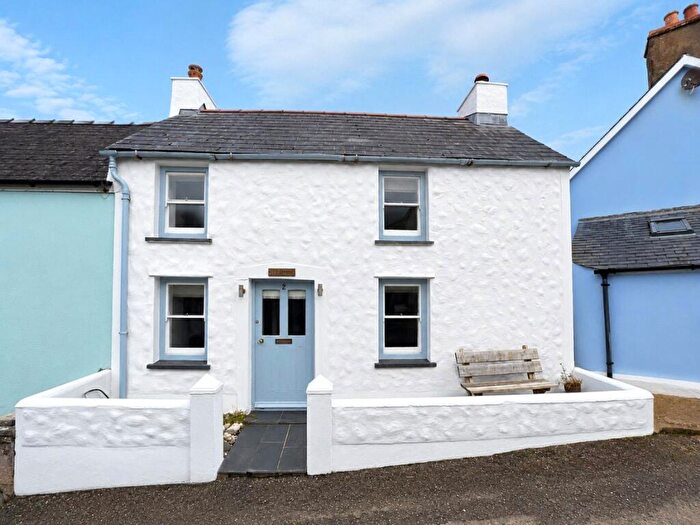 2 Bedroom End Of Terrace House For Sale In Ffordd Yr Afon, Trefin, Haverfordwest, Pembrokeshire, SA62