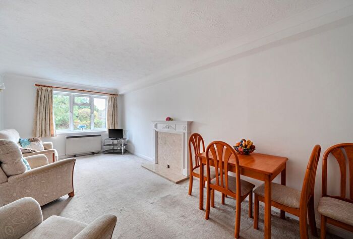 1 Bedroom Flat For Sale In Stafford Road, Wallington, SM6
