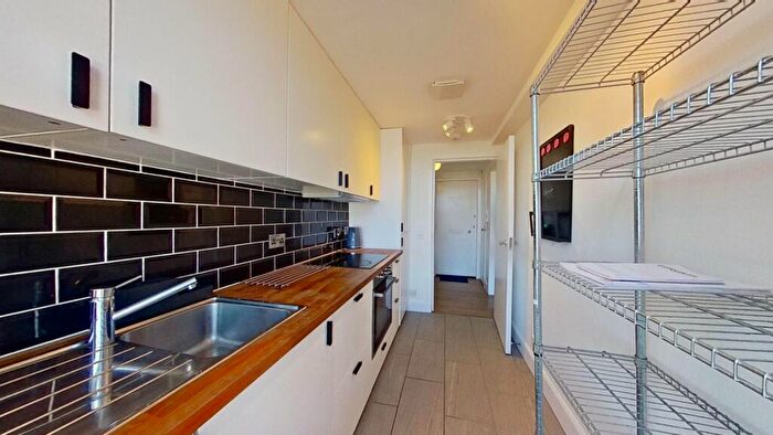 1 Bedroom Property To Rent In Bothwell House, Bothwell Street, Edinburgh, EH7