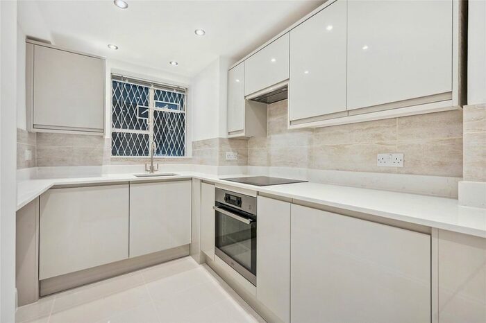 1 Bedroom Flat To Rent In Hans Crescent, London, SW1X