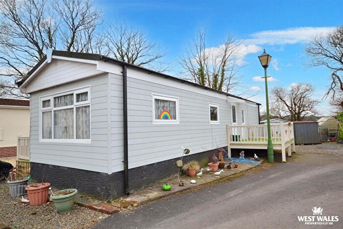 2 Bedroom Park Home For Sale In Willow Park, Station Road, Whitland, SA34