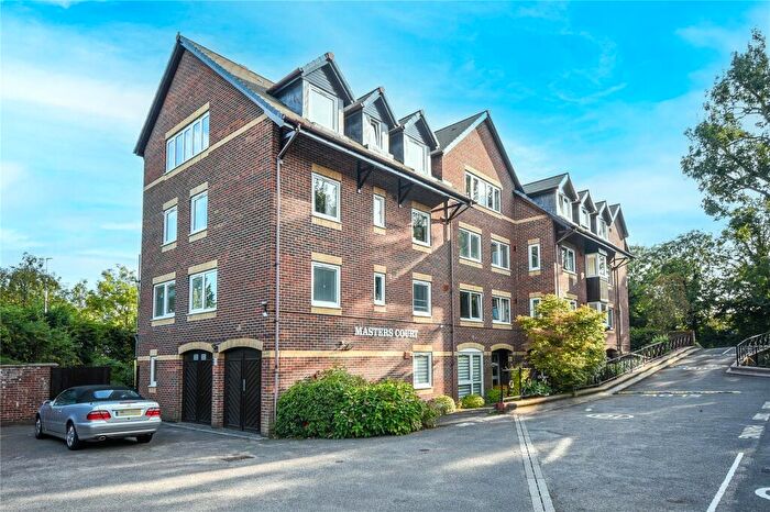 1 Bedroom Apartment For Sale In Wood Lane, Ruislip, HA4