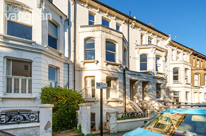 2 Bedroom Flat To Rent In Albert Road, Brighton, BN1