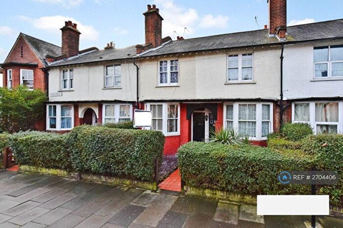 2 Bedroom Terraced House To Rent In Risley Avenue, London, N17